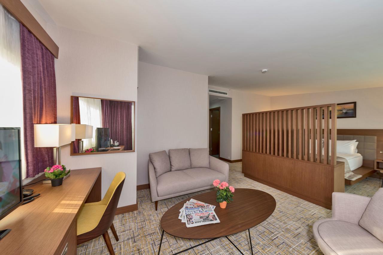 Land Park Hotel Istanbulská provincie Exteriér fotografie